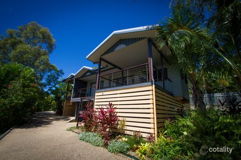 Property photo of 1/5 Gibbons Court Agnes Water QLD 4677