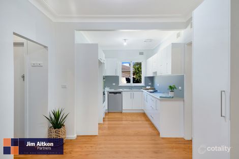Property photo of 8 Green Parade Valley Heights NSW 2777