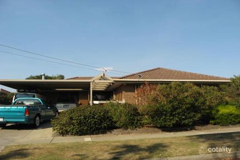 5 Simpson Ave, Sunbury, VIC 3429