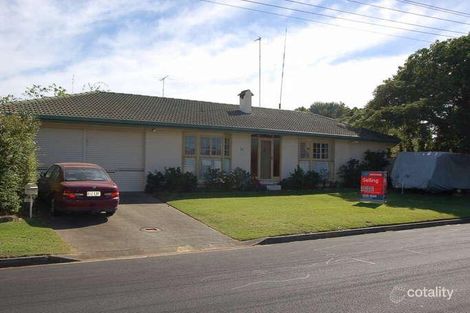 35 Sandpiper Dr, Burleigh Waters, QLD 4220