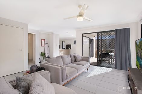 Property photo of 4 Pacific Place Pacific Pines QLD 4211