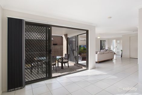 Property photo of 4 Pacific Place Pacific Pines QLD 4211