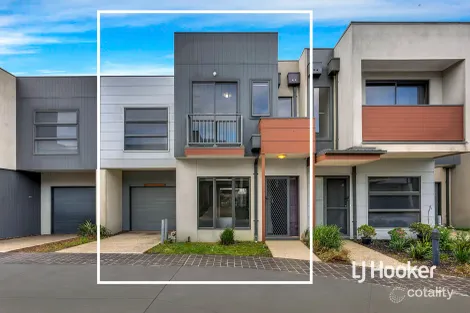 3 QUEENIE WAY, CRANBOURNE WEST, VIC 3977