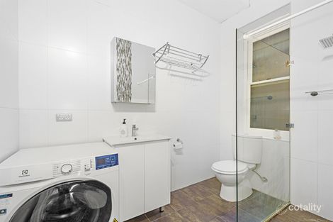 Property photo of 2/38-40 Kings Cross Road Potts Point NSW 2011