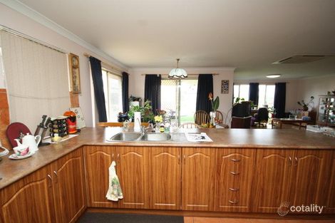 Property photo of 68 Barton Drive Australind WA 6233