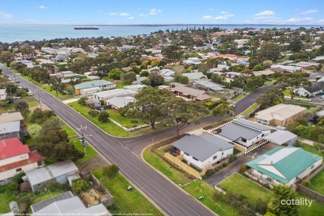 Property photo of 2 Robert Drive Cowes VIC 3922