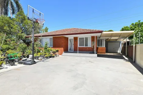 Property photo of 3 Gilliver Crescent Greenacre NSW 2190