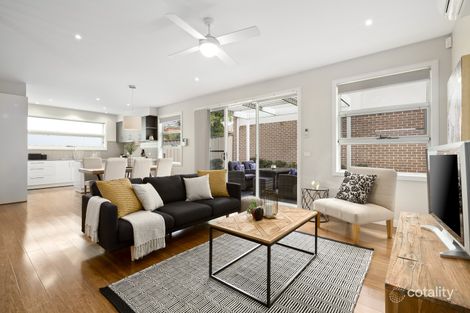 Property photo of 2/10 Unsworth Road Ringwood North VIC 3134