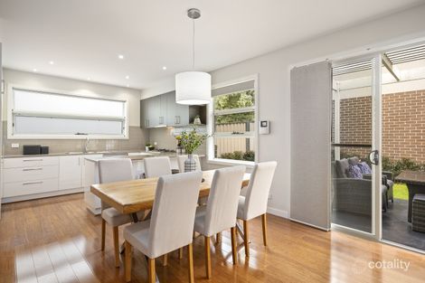Property photo of 2/10 Unsworth Road Ringwood North VIC 3134