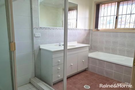 Property photo of 11/15-17 Carlisle Street Ingleburn NSW 2565