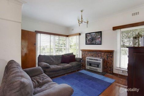 Property photo of 7 Carrol Grove Mount Waverley VIC 3149