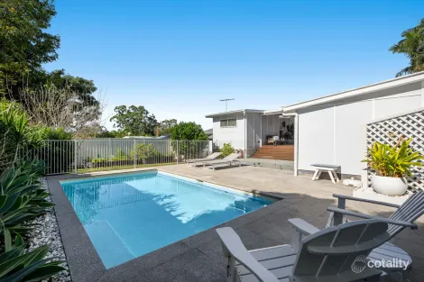 Property photo of 14 Astley Street Wynnum West QLD 4178