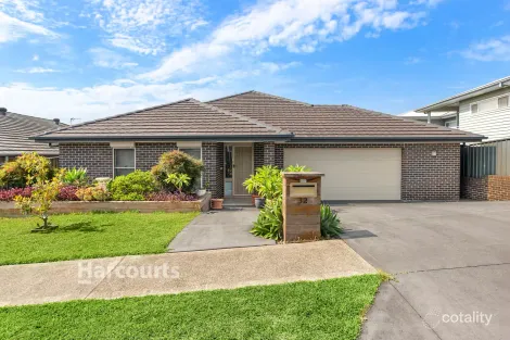 32 Brooks Tce, Kanahooka, NSW 2530