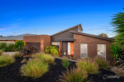 Property photo of 19 Garvey Court Highton VIC 3216