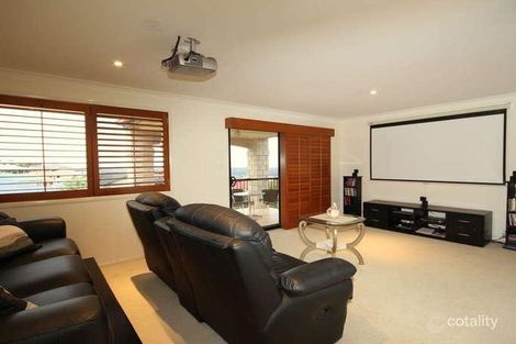 Property photo of 28 Marriott Way Highland Park QLD 4211