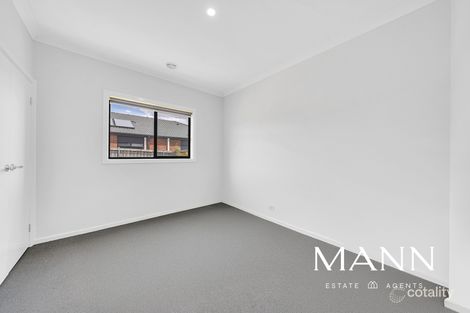 Property photo of 8 Boilersmith Street Donnybrook VIC 3064