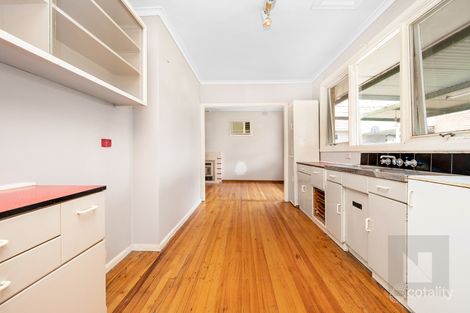 Property photo of 11 Bracken Grove Altona VIC 3018