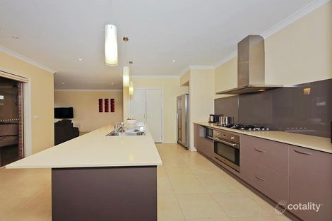 Property photo of 18 Freelands Drive Burnside Heights VIC 3023