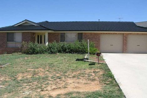 Property photo of 3 Holman Way Orange NSW 2800