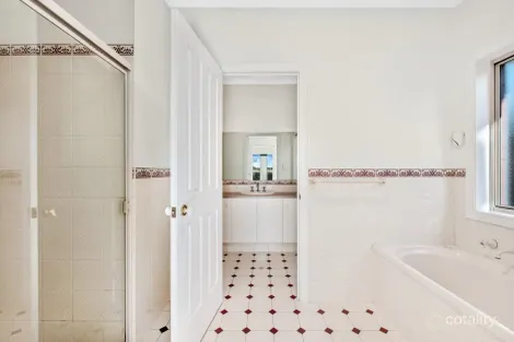 Property photo of 52 Allworth Drive Happy Valley SA 5159