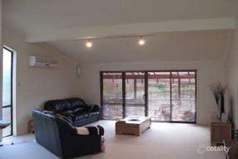 Property photo of 3 Linnet Close Mount Hutton NSW 2290