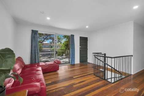 Property photo of 26 Aldersgate Street Oxley QLD 4075