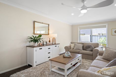 Property photo of 6 Lobelia Place Hamlyn Terrace NSW 2259