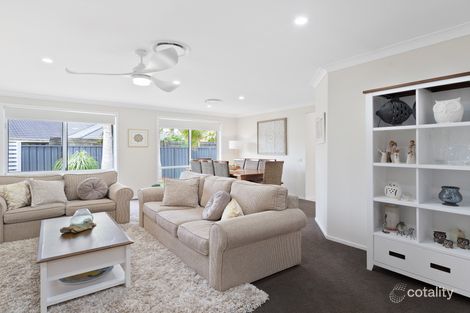 Property photo of 6 Lobelia Place Hamlyn Terrace NSW 2259