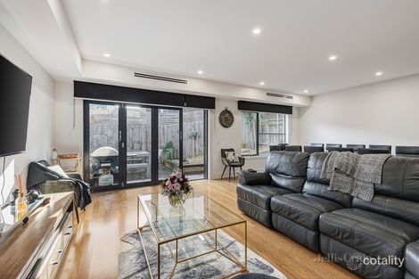 Property photo of 3/9 Amelia Crescent Doncaster East VIC 3109