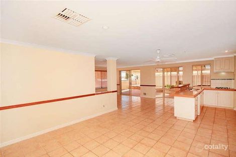 Property photo of 4 Kilmarnock Loop Kinross WA 6028