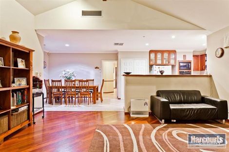 Property photo of 27 Shacklock Crescent Winthrop WA 6150
