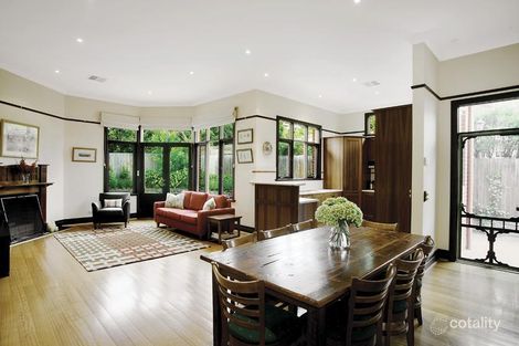 Property photo of 2 Waverley Avenue Kew VIC 3101