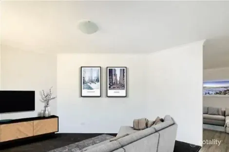 Property photo of 18 Manya Close Greenfields WA 6210