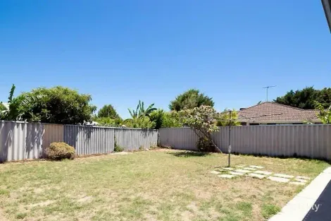 Property photo of 18 Manya Close Greenfields WA 6210
