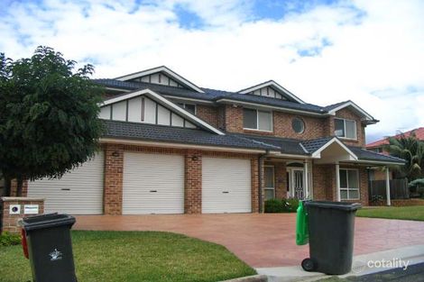 Property photo of 28 Leah Avenue Picnic Point NSW 2213