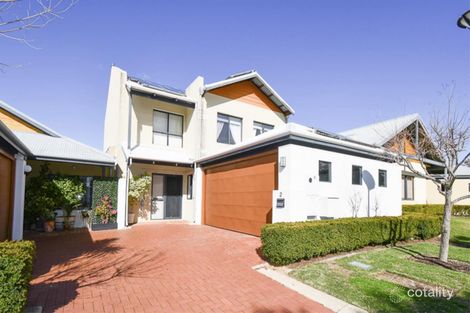 2/3 Piccolo Pl, Halls Head, WA 6210