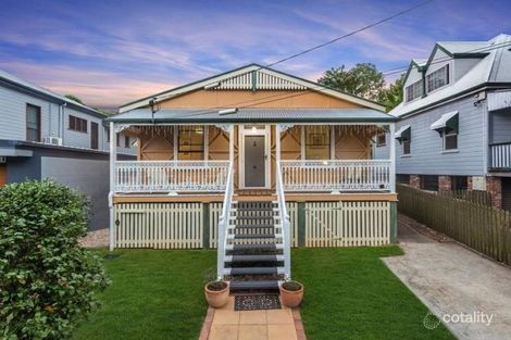 Property photo of 49 Wooloowin Avenue Wooloowin QLD 4030