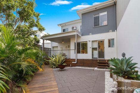 Property photo of 23 Azure Way Hope Island QLD 4212