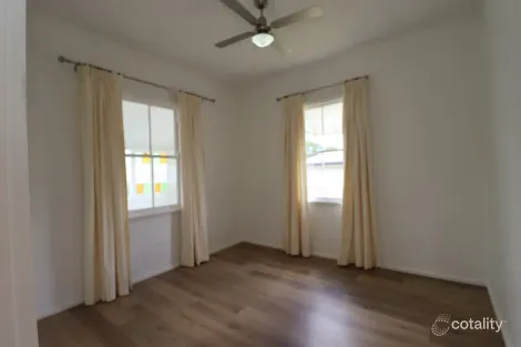 Property photo of 10 O'Mara Terrace Stanthorpe QLD 4380