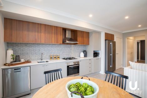 4 Piper Ave, Cooranbong, NSW 2265