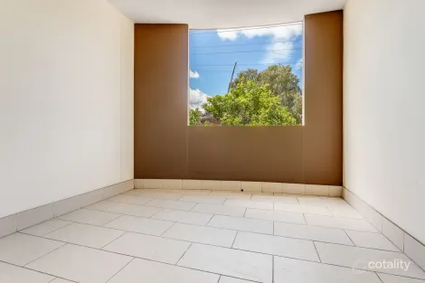 Property photo of 5/159 Clarence Road Indooroopilly QLD 4068