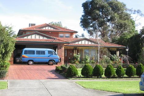 33 Simpsons Rd, Box Hill, VIC 3128