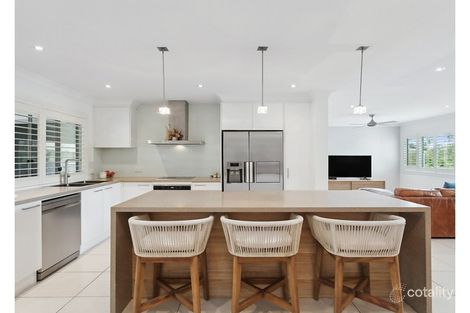 Property photo of 25 Aldinga Drive Wamberal NSW 2260