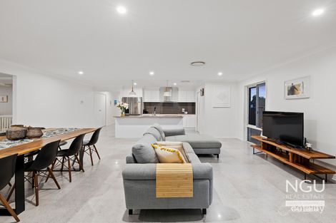 Property photo of 40 Woodline Drive Spring Mountain QLD 4300