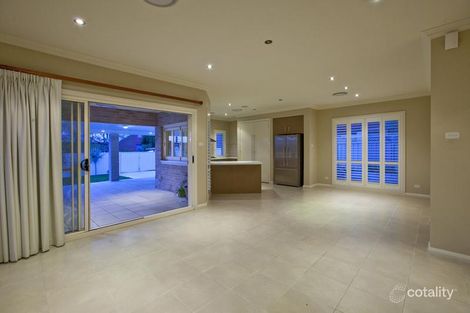 Property photo of 18 Hutchinson Street Redhead NSW 2290