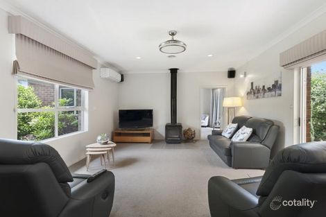 Property photo of 5 Hillside Drive Ballarat North VIC 3350
