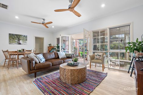 Property photo of 28 Rollings Close Rosebud VIC 3939