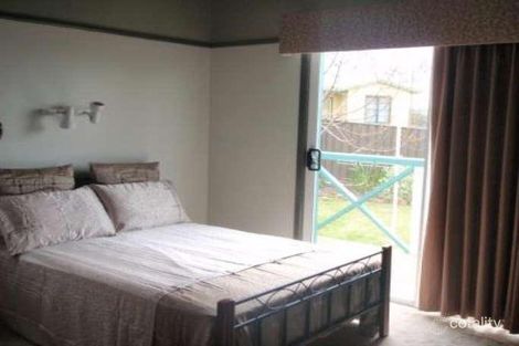 Property photo of 1 Chisholm Crescent Seymour VIC 3660