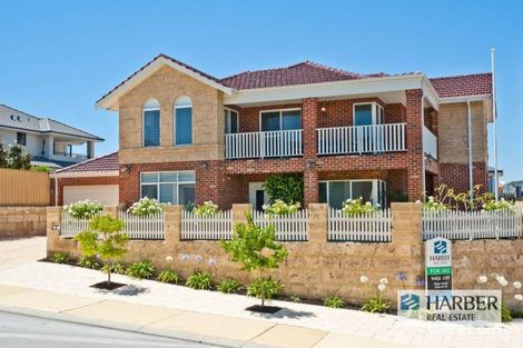 Property photo of 6 Ladoga Way Iluka WA 6028