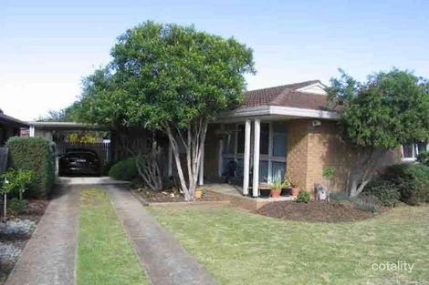 19 Acacia Cres, Melton South, VIC 3338